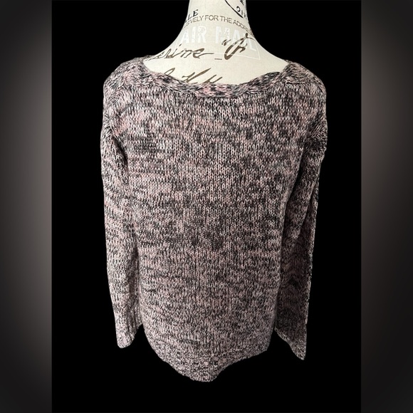 Apostrophe Sweater - Picture 2 of 3